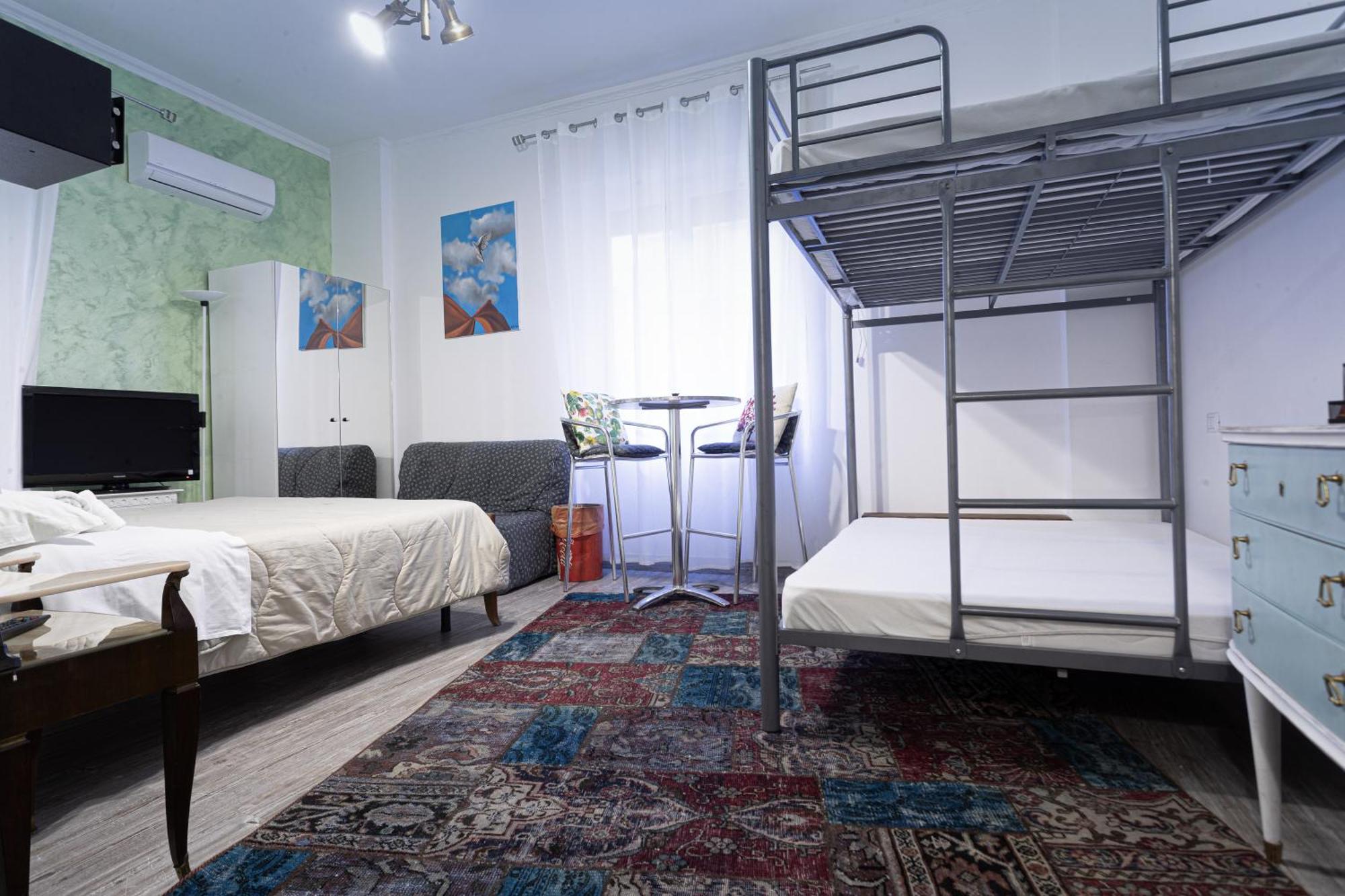 Il Profumo Del Porto Bed & Breakfast 2*